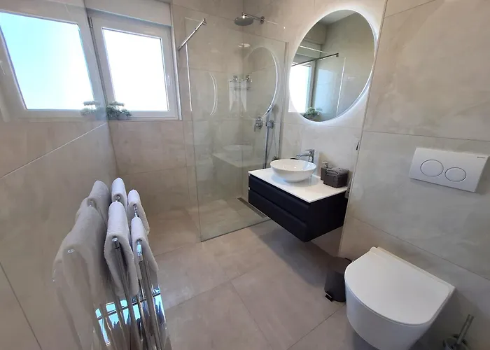 Andigo Seaview וודיצה